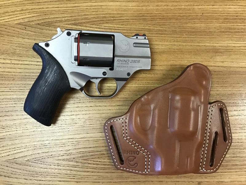 Revolver Chiappa Rhino 2"