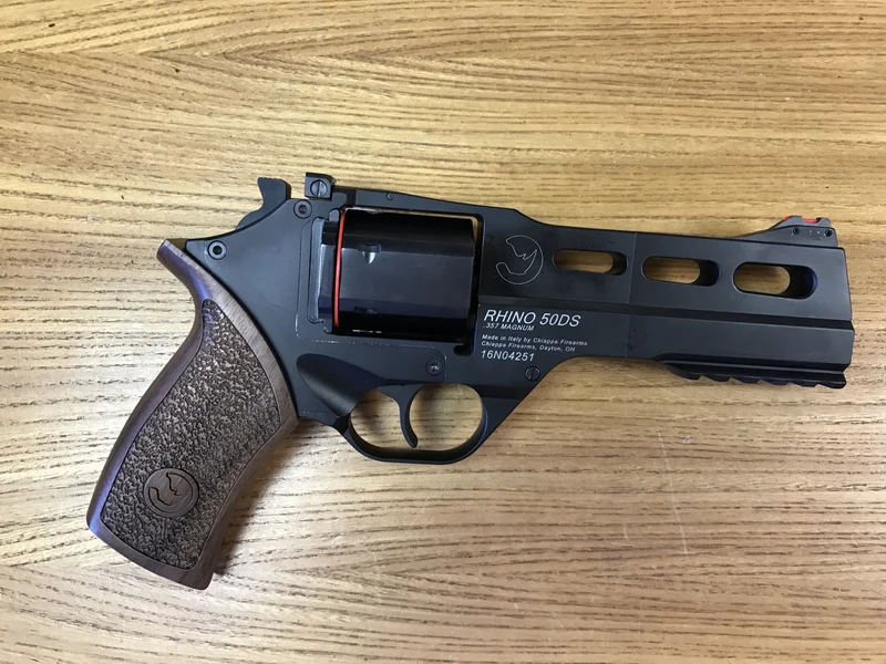 Revolver Chiappa Rhino