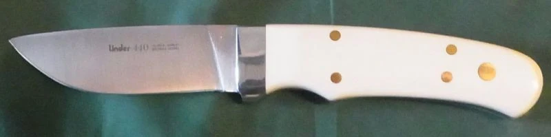 Jagdmesser mit Micarta-Griff