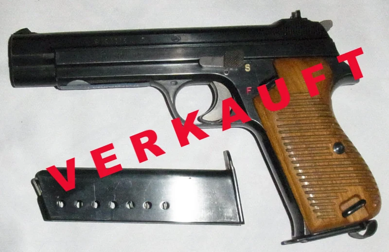 Armeepistole SIG 210-1 Holzgriff