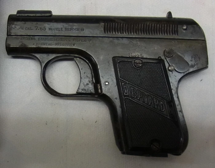 Pistole Bayard T-P