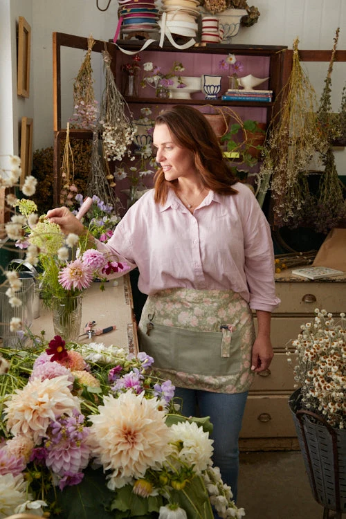 Peony Meadow Waist Apron