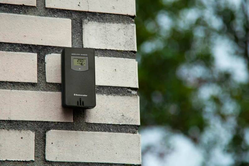 Buienradar BR900 - 3 in 1 WLAN-Wetterstation mit App und kabellosem Außensensor, schwarz