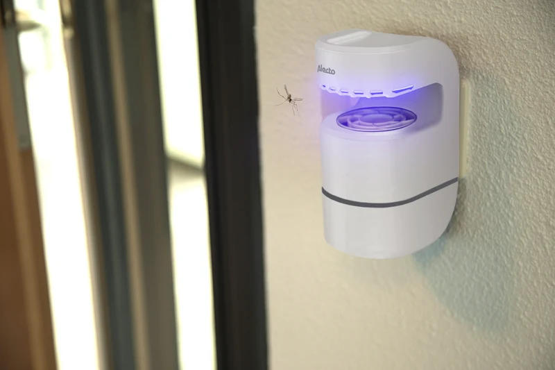 Alecto BC14WH - Insektenlampe - Wirksam gegen Mücken, Fliegen und andere fliegende Insekten - Funktioniert einfach über die Steckdose - Weiß