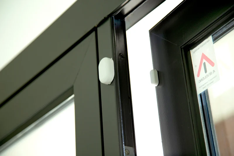 Alecto SMART-DOOR10 - Smarter Zigbee Fenster-/Türsensor
