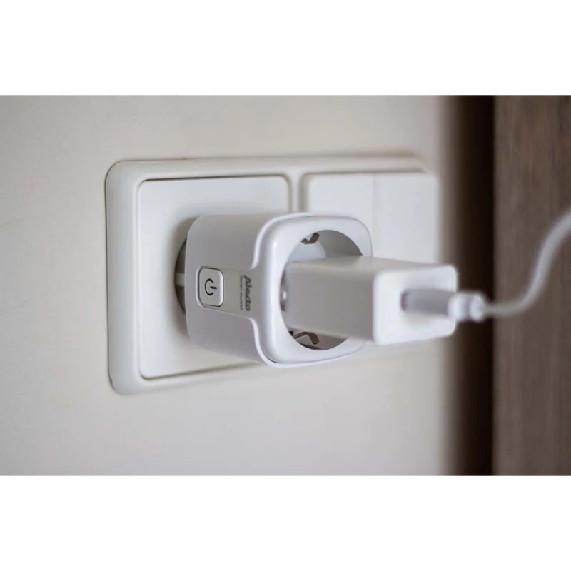 Alecto SMART-PLUG20 - Smarter WLAN-Zwischenstecker mit Stromzähler, 16 A, 3680 W