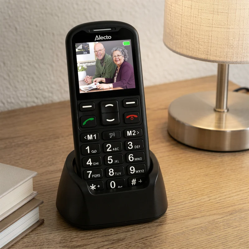 Alecto CM10 – Einfaches 4G-Handy für Senioren mit SOS-Notruftaste – Große Tasten, Ladestation und hörgerätekompatibel – Schwarz