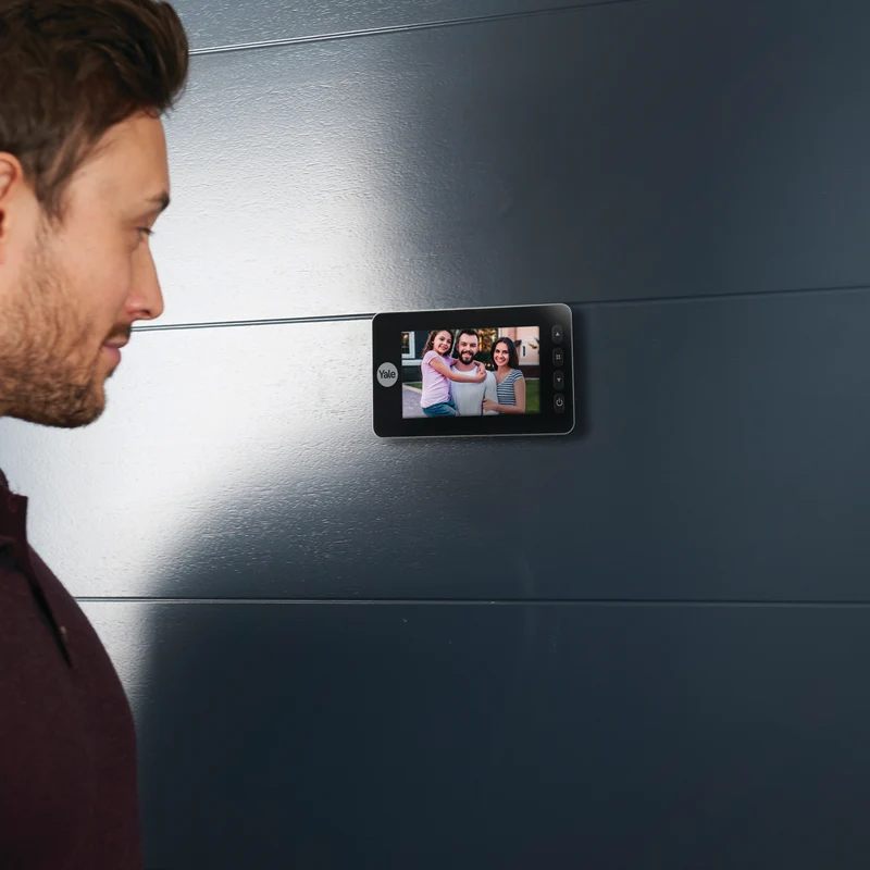 Yale Digital Door Spy DDV 5800, 4.3" Display, Silver, incl. Motion Detection, Doorbell & Night Vision