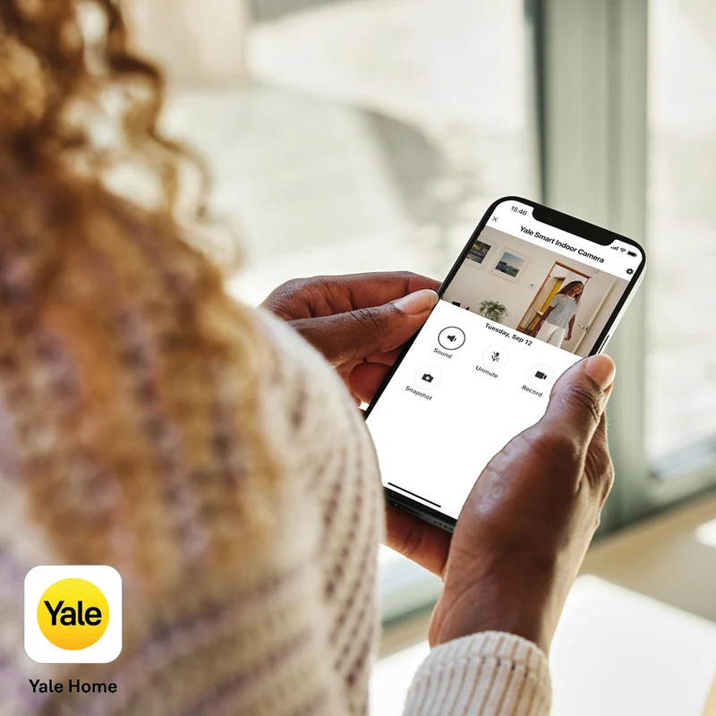 Yale Smart Indoor Camera