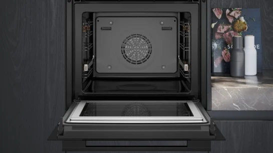 iQ700 Einbau-Backofen mit Mikrowellenfunktion 60 x 60 cm Schwarz, Edelstahl HM736GAB1
