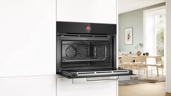Serie 8 Einbau-Kompaktbackofen 60 x 45 cm Schwarz CBG7741B1