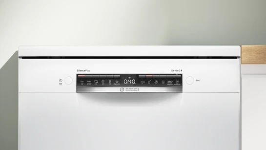 Serie 4 Freistehender Geschirrspüler 60 cm Weiß SMS4EVW08E