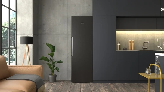 iQ500 Freistehender Gefrierschrank 186.2 x 59.5 cm Gebürsteter schwarzer Stahl AntiFingerprint GS36NAXCG