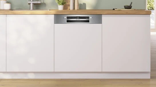 Serie 4 Teilintegrierter Geschirrspüler 60 cm Gebürsteter Stahl SMI4HTS14E