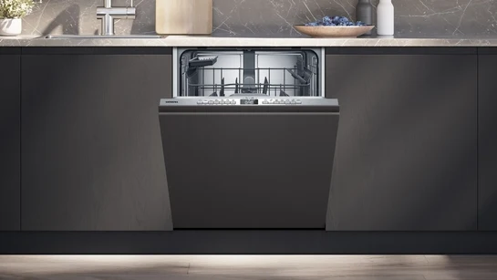 iQ300 Vollintegrierter Geschirrspüler 60 cm SN63HX03TE